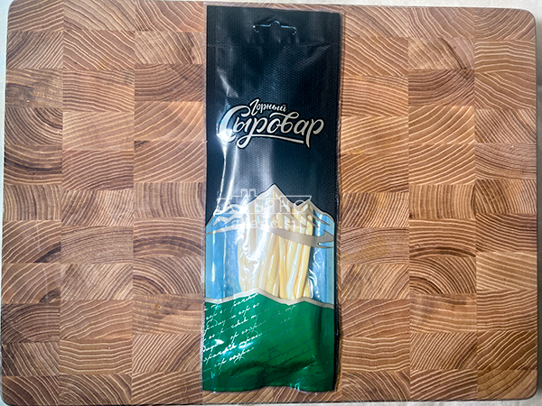 Сыр 60 гр ГОРНЫЙ СЫРОВАР (Нити копчёные) в Рязани